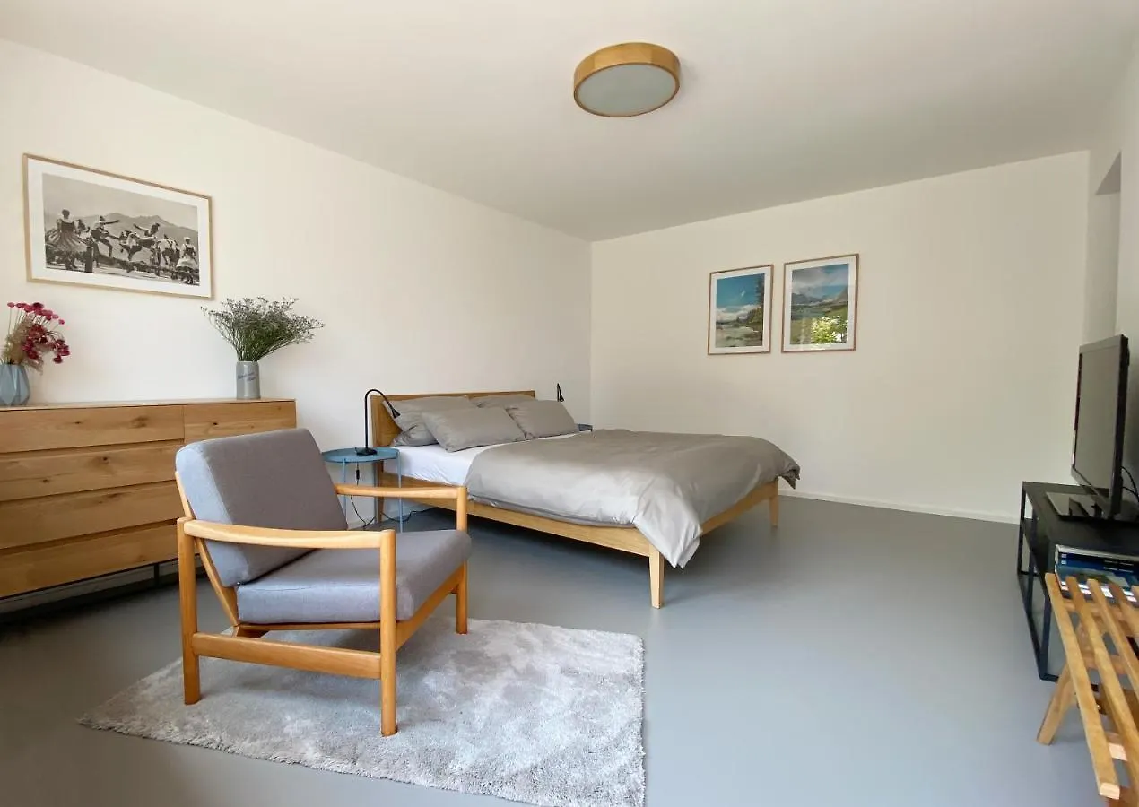 Stilvolles Apartment Mit Bergblick-Huette Und Garten Wolfratshausen