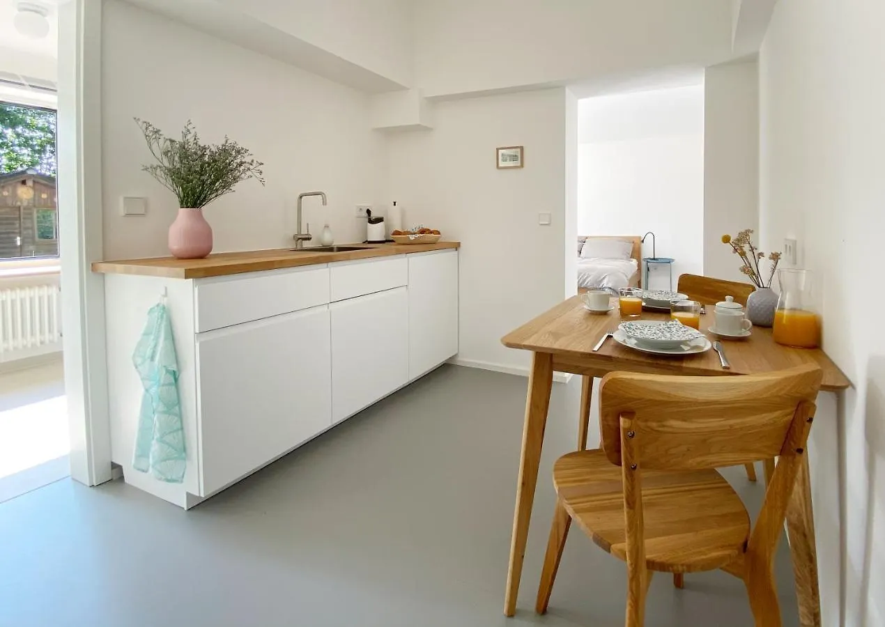 Stilvolles Apartment Mit Bergblick-Huette Und Garten Wolfratshausen